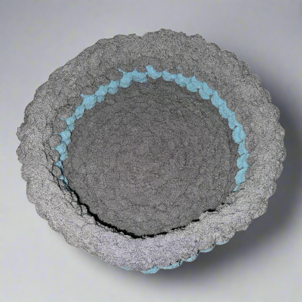 Handmade Tight-Knit Chunky Round Small Pet Bed