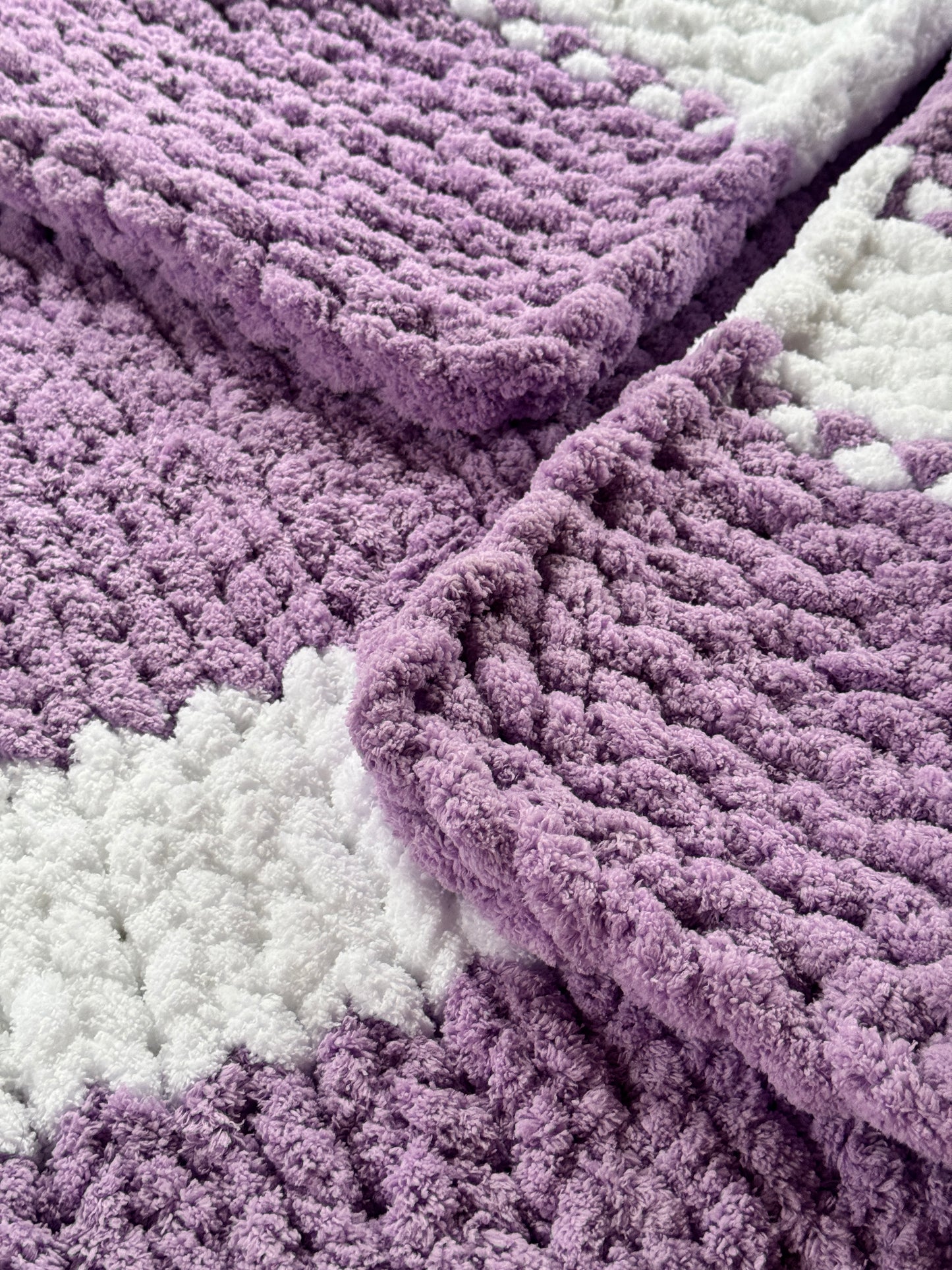 Handmade Purple & White with Hearts  33" x 42" Tight-Knit Chunky Baby Blanket