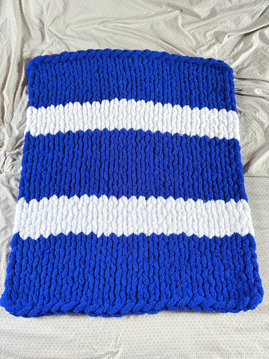 Handmade Blue & White 42" x 33" Tight-Knit Chunky Baby Blanket