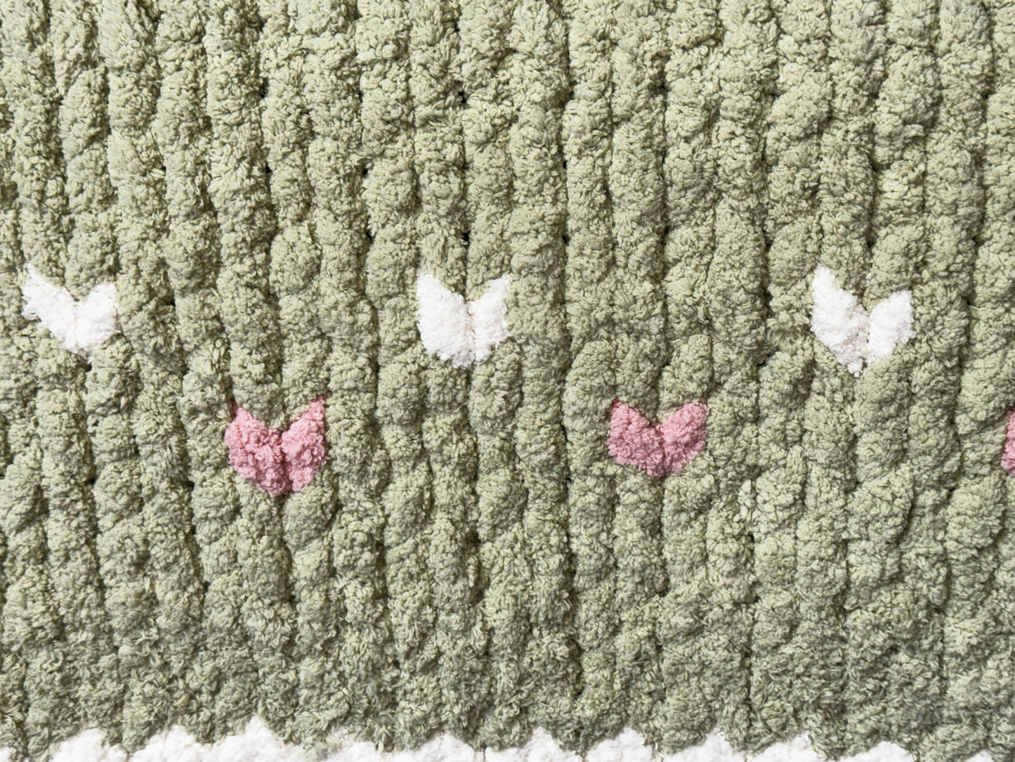 Handmade Custom Maine Spruce Heart ~33" x 40" Tight-Knit Chunky Baby Blanket