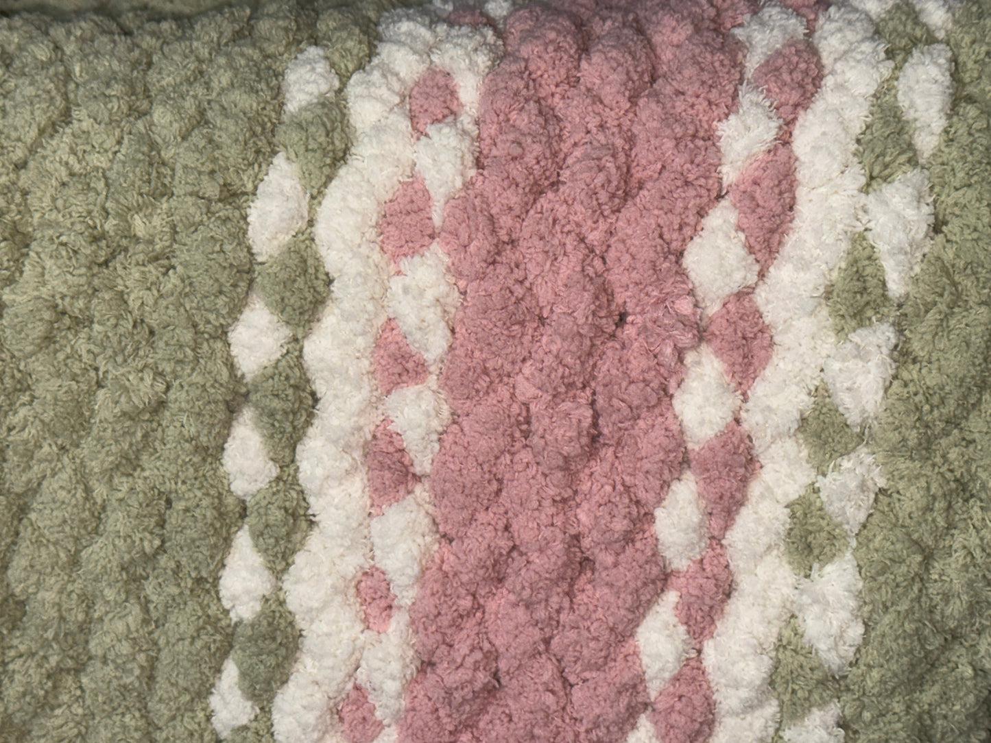 Handmade Custom Maine Spruce Heart ~33" x 40" Tight-Knit Chunky Baby Blanket