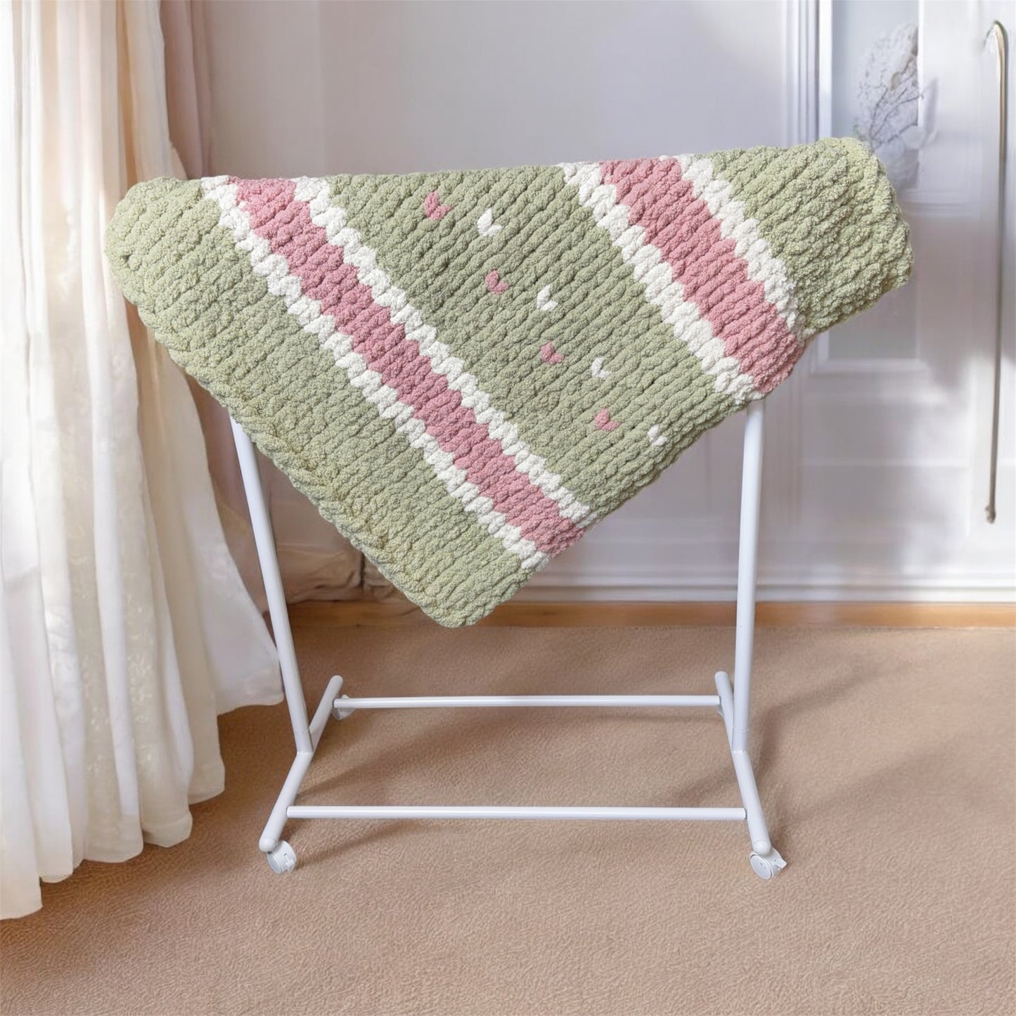 Handmade Custom Maine Spruce Heart ~33" x 40" Tight-Knit Chunky Baby Blanket