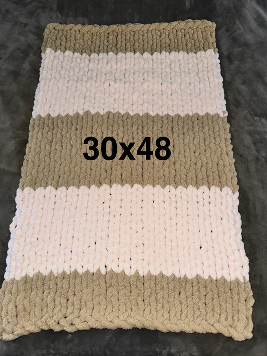 Handmade Pale Pink & Taupe  30" x 48" Tight-Knit Chunky Baby Blanket